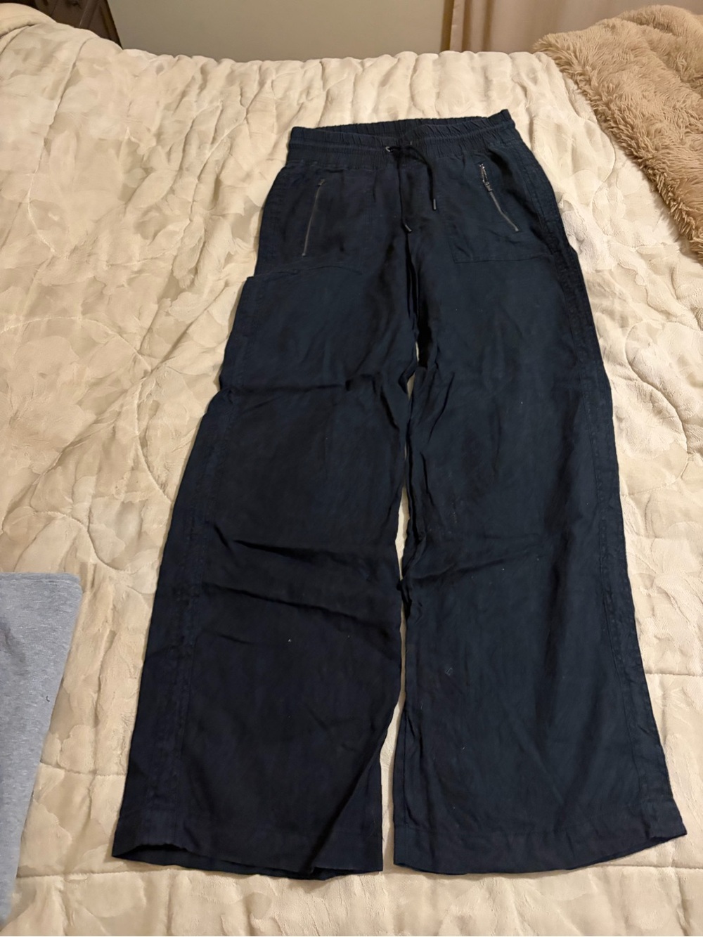 Athleta Women’s Black Wide-Leg Casual Drawstring Linen pants